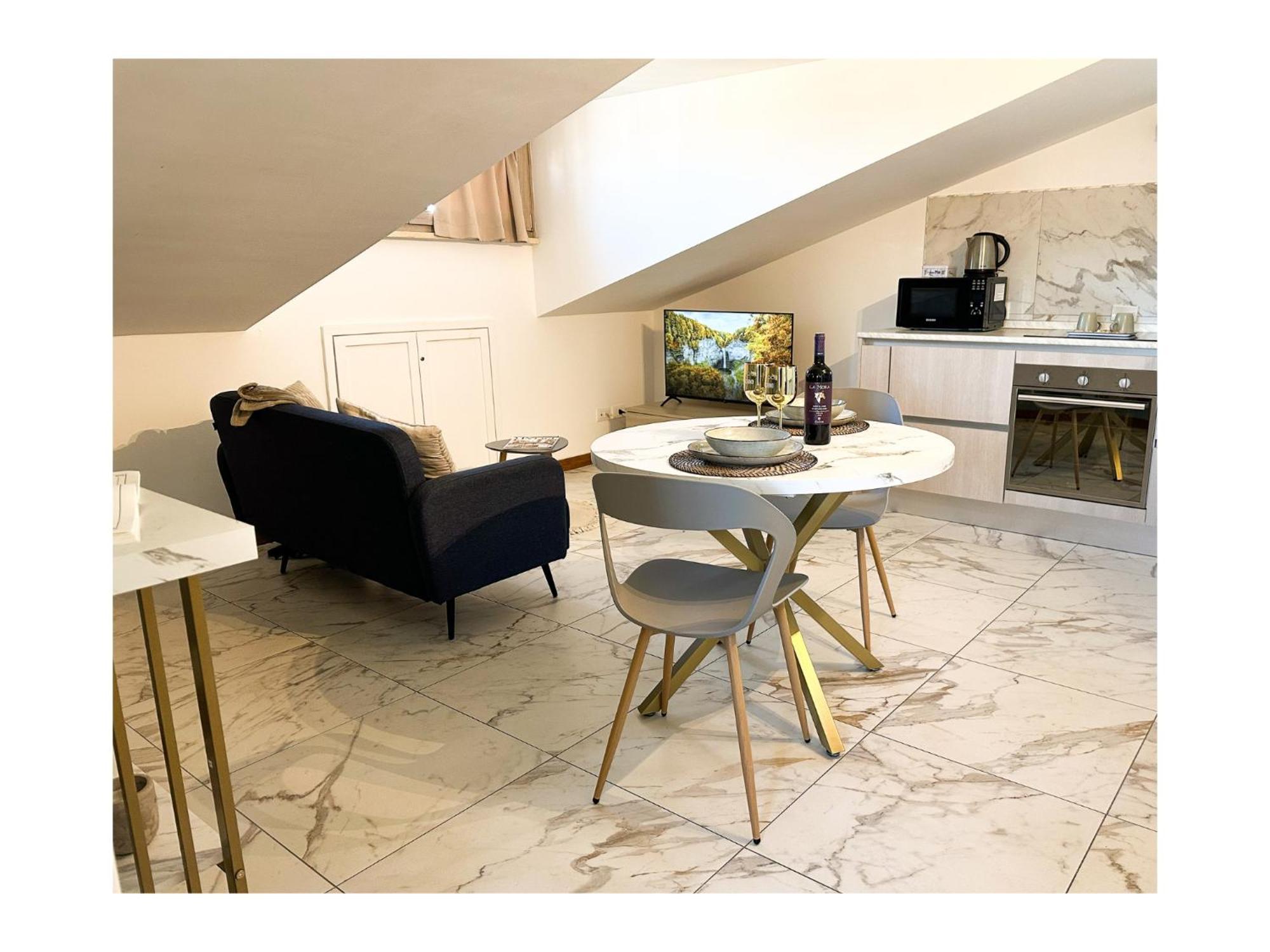 Carolas Luxury House Fiumicino Exterior photo